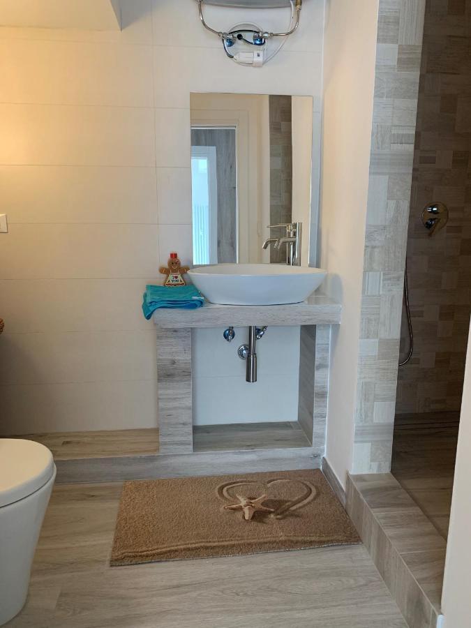 Ghisello Luxury Guesthouse 1 Bologna Ngoại thất bức ảnh