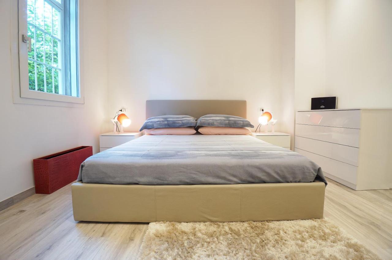 Ghisello Luxury Guesthouse 1 Bologna Ngoại thất bức ảnh